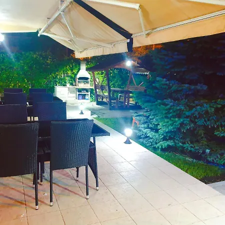 Pensiune Vila Lacramioara