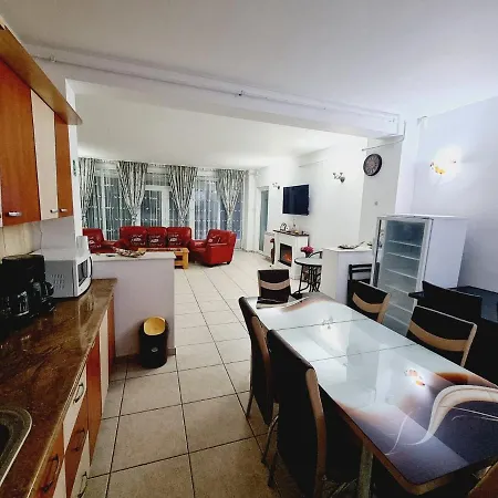 Pensiune Vila Lacramioara