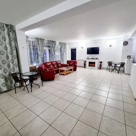 Pensiune Vila Lacramioara *